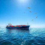 ¿Qué significa soñar con barco de carga?