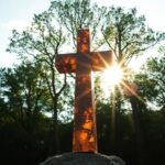Cruz de Estaurolita: significado y usos (Staurolite cross)